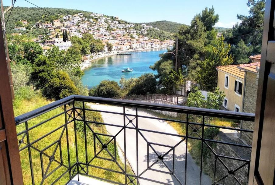 Pelion Seaside Luxury House Apartman Áfiszosz Kültér fotó